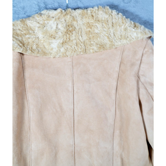 St. John's Bay Faux Suede Sherpa Lined Tan Jacket Size Large Gently Used - Picture 5 of 5